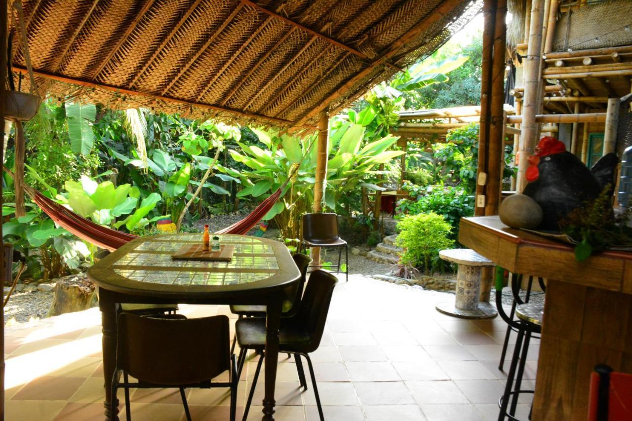 La Percha Hostal Palomino Exterior photo
