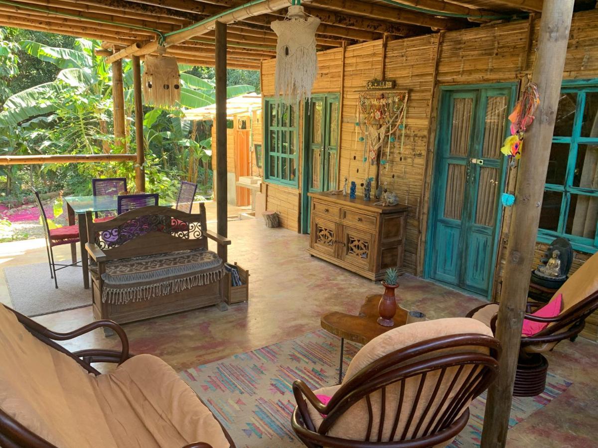 La Percha Hostal Palomino Exterior photo